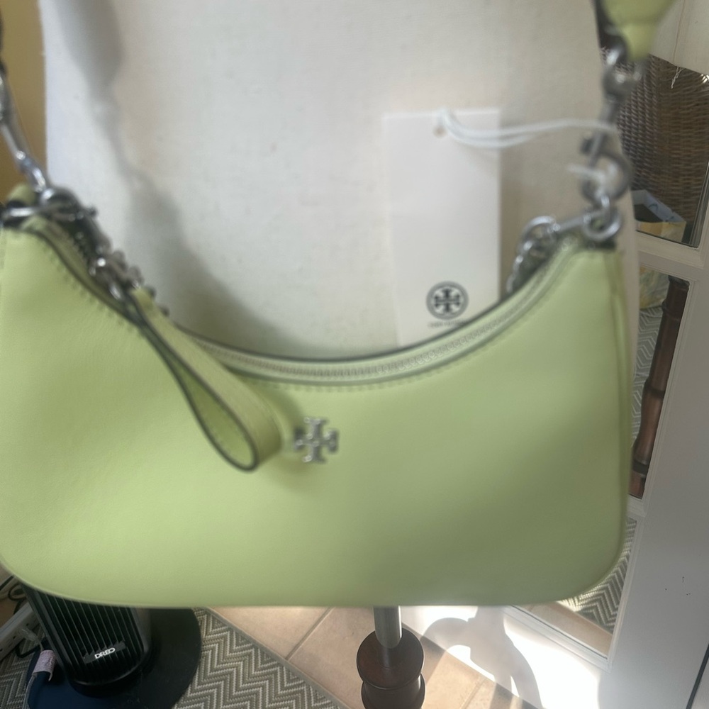 Tory Burch NWT Small Mercer Crescent Shoulder Bag convertible strap Lime Sorbet - Picture 5 of 14